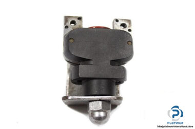 GIMATIC-PN-016-2-ANGULAR-GRIPPER-ACTUATOR3_675x450.jpg