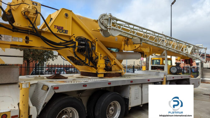 grove-tms700e-2013-hydraulic-truck-crane-4
