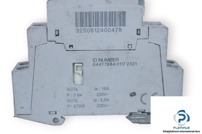 hager-ERL216-relay-(used)-1