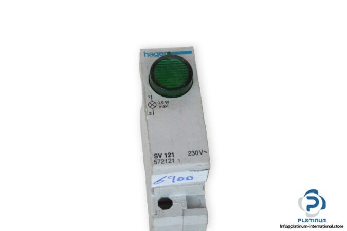 hager-SV-121-green-led-indicator-light-(used)-1