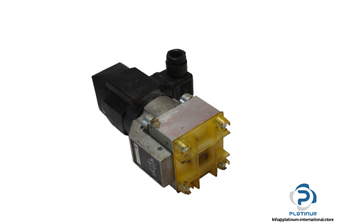 hawe-wz-3-2-r-directional-seated-valve-coil-5531625e00-3