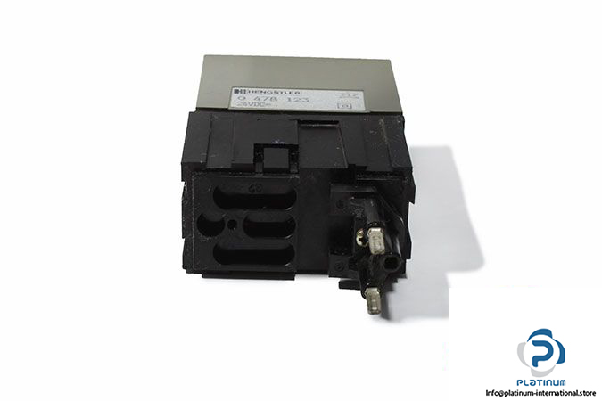 hengstler-0-478-123-plug-in-time-counter-1
