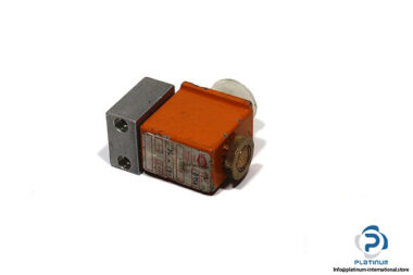 herion-9033001-single-solenoid-valve-1