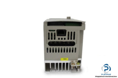 HITACHI-SJ100-004NFE-FREQUENCY-INVERTER3_675x450.jpg