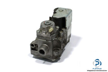 honeywell-vk4115v-1352-4-combined-valve-and-ignition-cvi-1