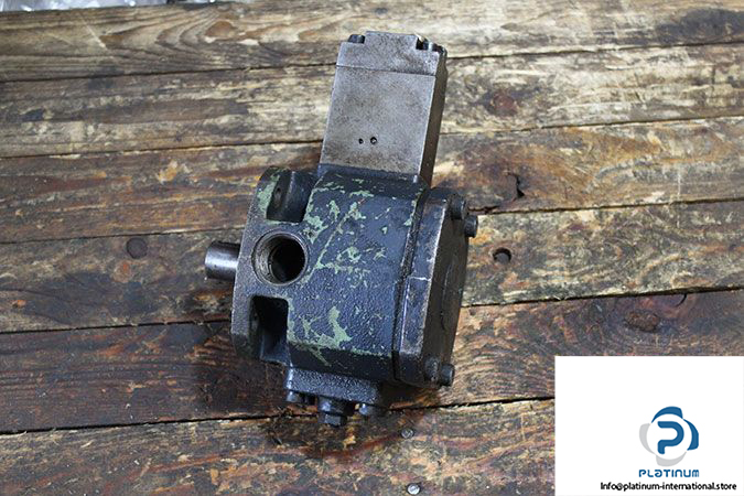 hydraulic-ring-pvd-25-e063a3-variable-vane-single-pump-1