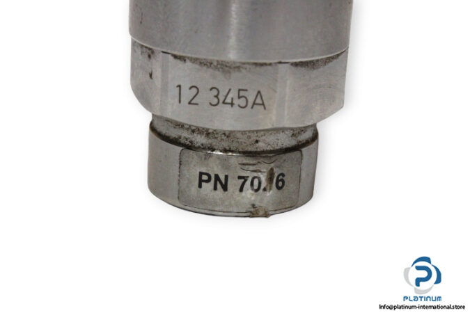 ifm-PN7026-pressure-sensor-with-display-used-6