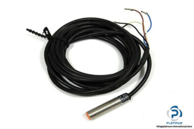 IFM-IF5828-INDUCTIVE-SENSOR_675x450.jpg