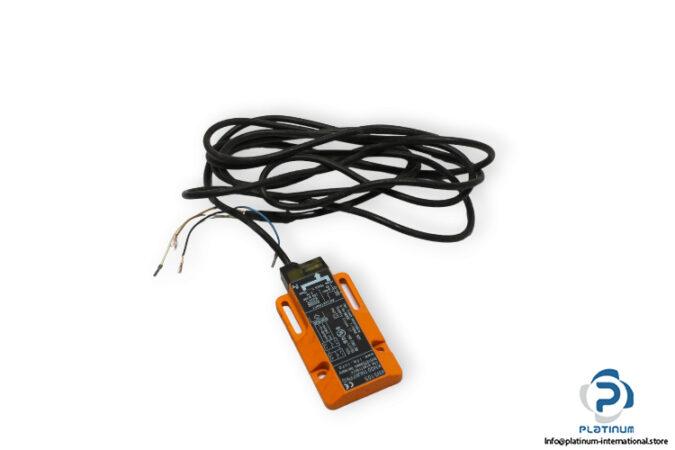 ifm-KN5105-capacitive-sensor-used