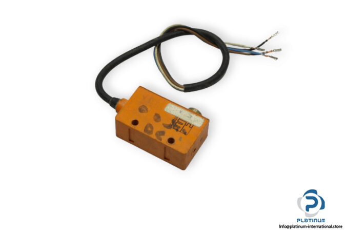 ifm-OK5003-fibre-optic-amplifier-used
