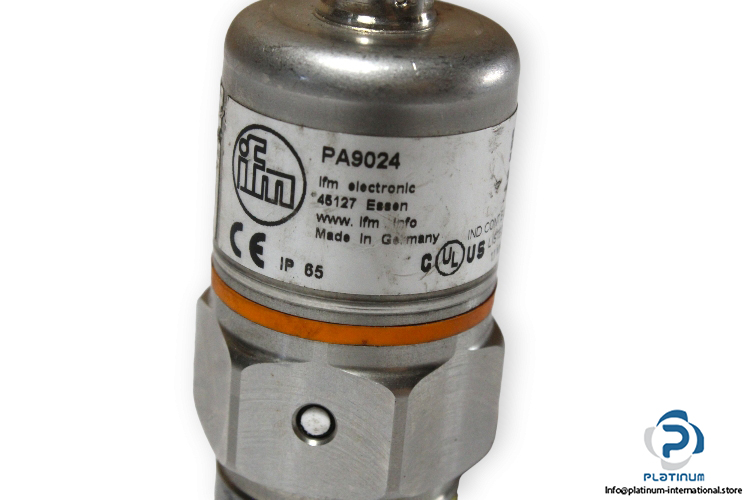 ifm-pa9024-pressure-sensor-with-display-used-2
