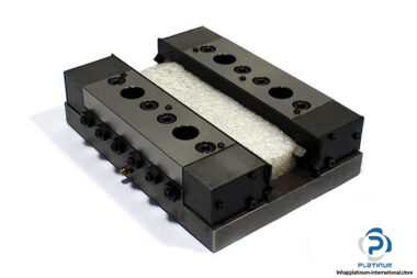 iko-LRW50-linear-roller-block
