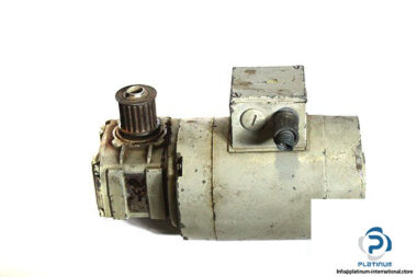 indur-D-6.90-60K_IP-54-gear-motor