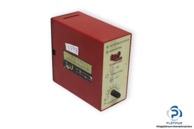 ipf-OV-58-49.05-high-performance-light-barrier--amplifier-(used)