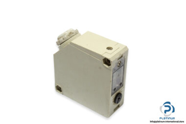 ipf-OT-58-05-00-optical-diffuse-reflection-sensor