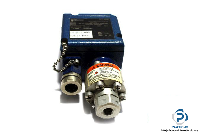 itt-200p13c3-pressure-switch-2