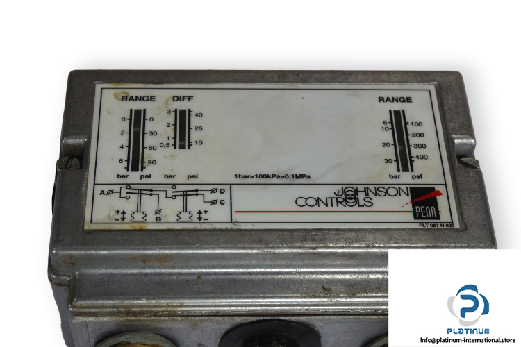 johnson-controls-P78LCW-9800-pressure-switch-(used)-1