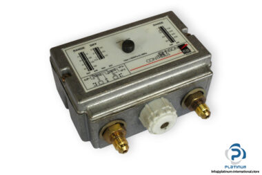 johnson-controls-P78MCA-9300-pressure-switch-(used)