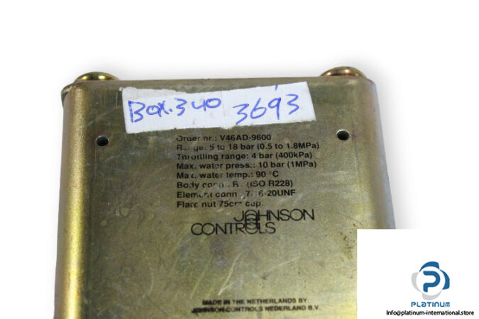 johnson-controls-V46AD-9600-water-regulating-valve-(used)-1