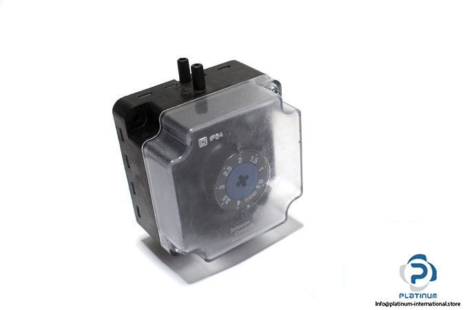 johnson-p233a-4-aa-differential-pressure-switch-2