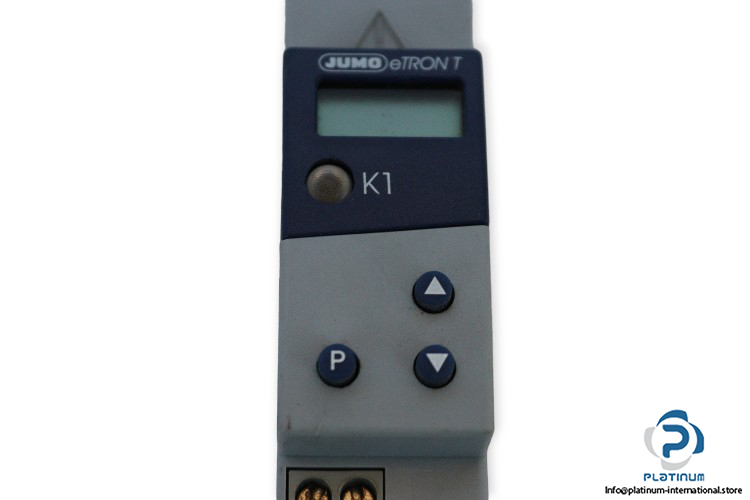 jumo-701050_811-31-digital-thermostat-(used)-1