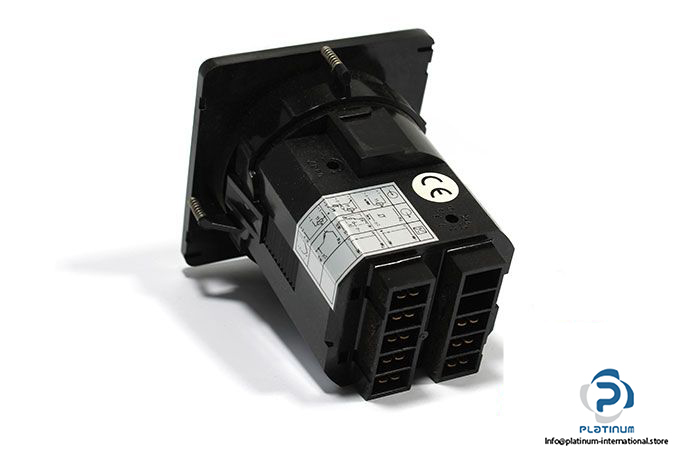 jumo-8650-65-72-temperature-controller-with-digital-indication-1