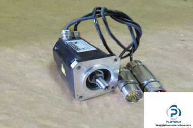 KOLLMORGEN-AKM-22C-ACCNLB-00-SERVO-MOTOR4_675x450.jpg