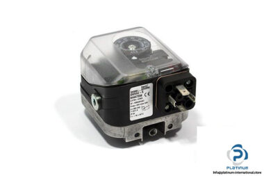 kromschroder-DG50U-5-pressure-switch