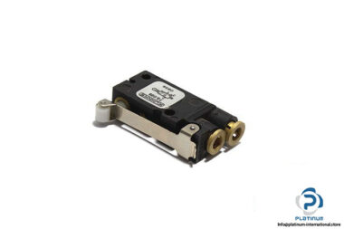 Kuhnke-72.025-miniature-pneumatic-valve