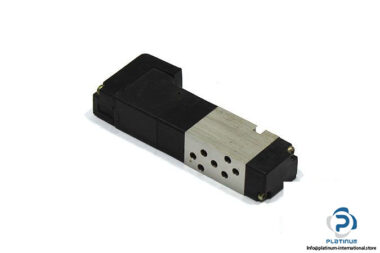 kuroda-pcs244-single-solenoid-pneumatic-valve-3