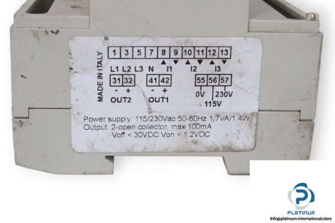 kvarh-EM24-DIN.AV5.3.D.O2.X-energy-analyzer-(used)