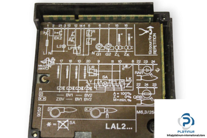 landis&gyr-lal2.235-gas-burner-controller_used_2