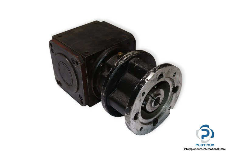 lenze-ML230-MDFKSR071-33-gearmotor-used-1
