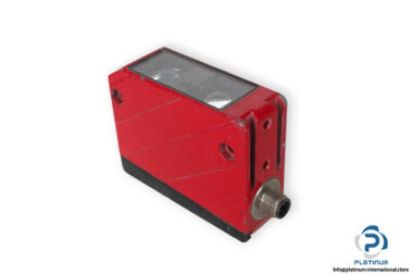 leuze-HRT-96M_P-1630-800-41-diffuse-sensor-with-background-suppression-used