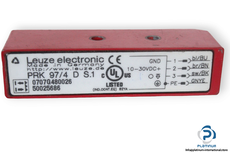 leuze-PRK-97_4-D-S.1-polarized-retro-reflective-photoelectric-sensor-used-2