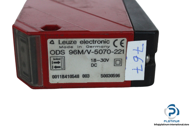 leuze-electronic-ods-96m_v-5070-221-optic-distance-sensor-used-1