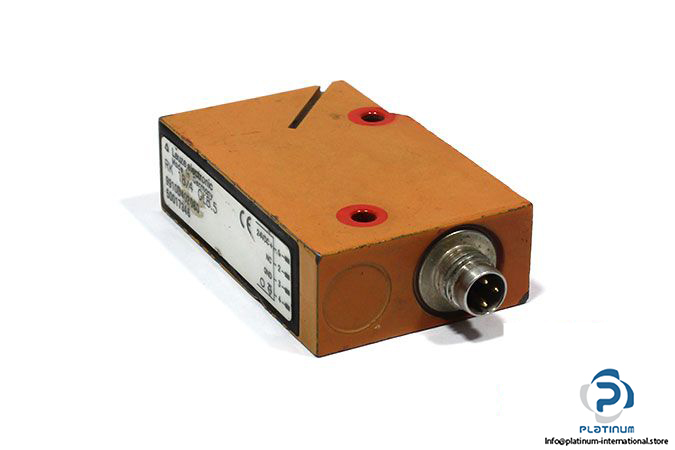 leuze-rk-18_4-gl18-5-photoelectric-retro-reflective-sensor