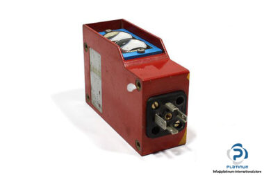 leuze-RK-85_4-300-energetic-diffuse-sensor
