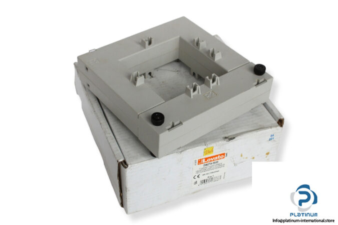 Lovato-DM2TA-0600-current-transformer