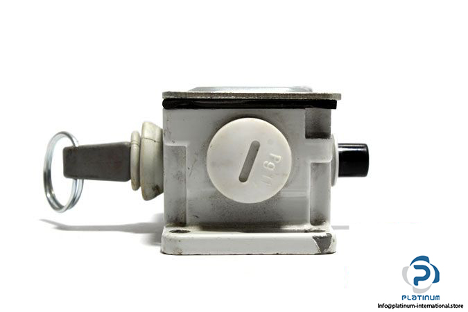 lovato-plnu1-at25w-rope-pull-lever-limit-switch-2