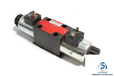 Luvra-RPE3-062J15-solenoid-operated-directional-valve