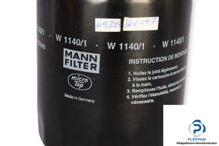 mann-filter-W-1140_1-oil-filter-(used)-1