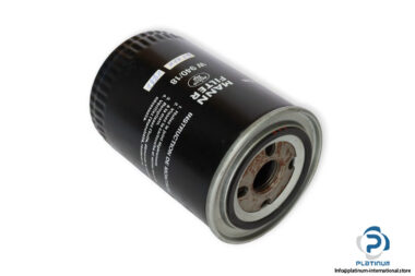 mann-filter-W-940_18-oil-filter-(used)