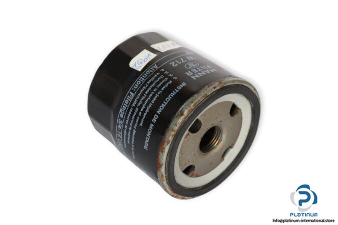 mann-filter-W712-oil-filter-(used)