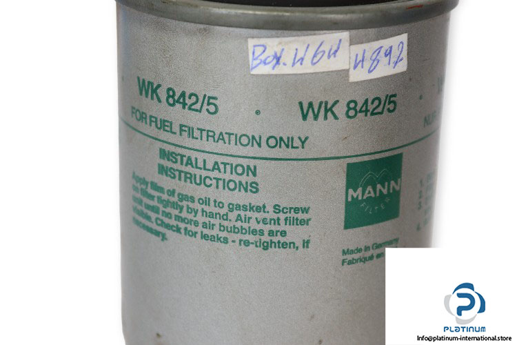 mann-filter-WK-842_5-fuel-filter-(used)-1