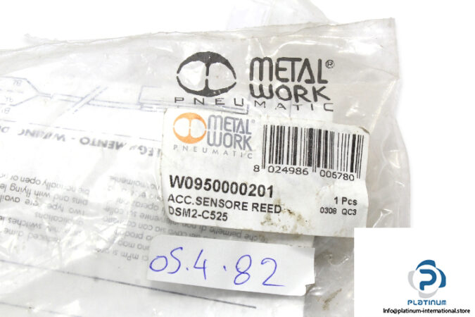 metalwork-w0950000201-magnetic-reed-sensor-new-2