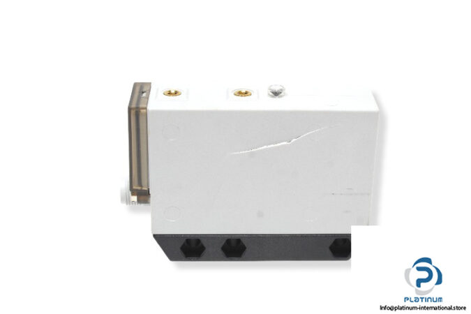 micro-detectors-rx6_00-1b-photoelectric-diffuse-reflection-sensor-3