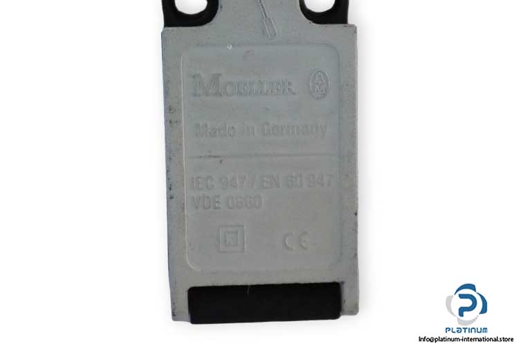 moeller-AT0-11-1-I-position-switch-(used)-1