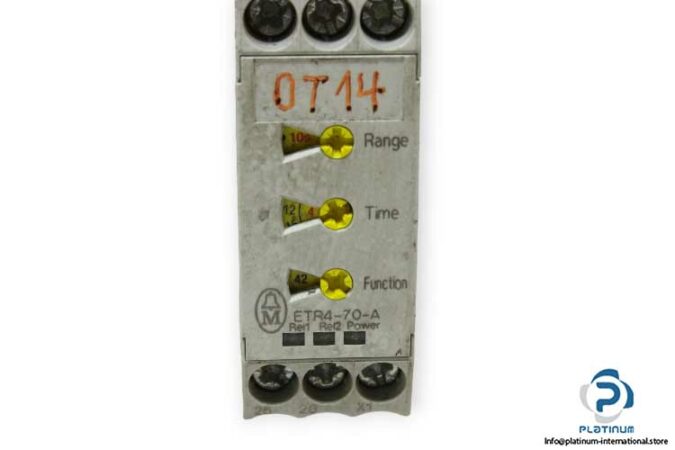moeller-ETR4-70-A-timer-relay-(used)-1
