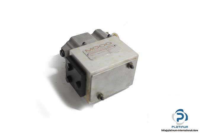 moog-d631-271c-servo-control-valve-2